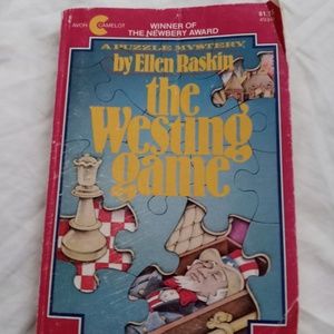 Vintage 80's The Westing GamE  Ellen Raskin Paperback Book